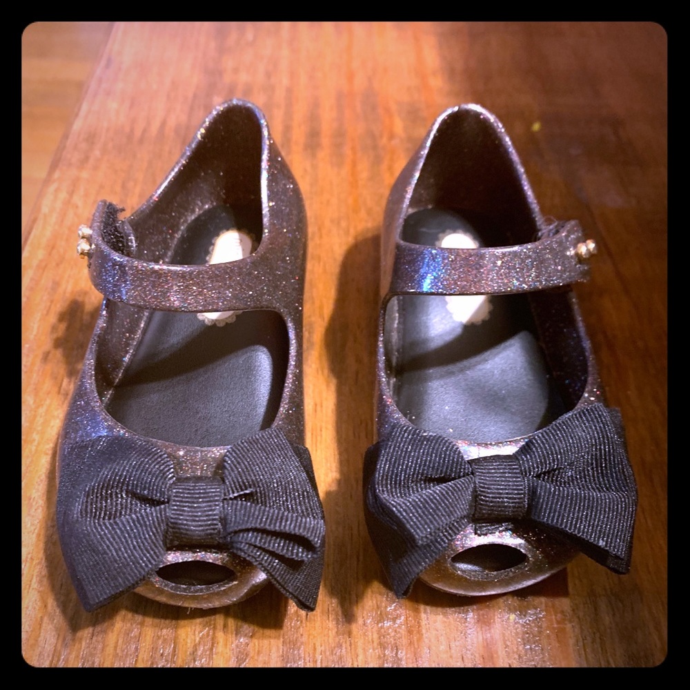 Black glitter Mini Melissas EEUC